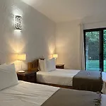 Golfinho - Private Pool - 10 Guests - Villa *