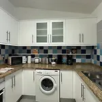 Golfinho - Private Pool - 10 Guests -