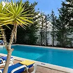 Golfinho - Private Pool - 10 Guests - Villa *