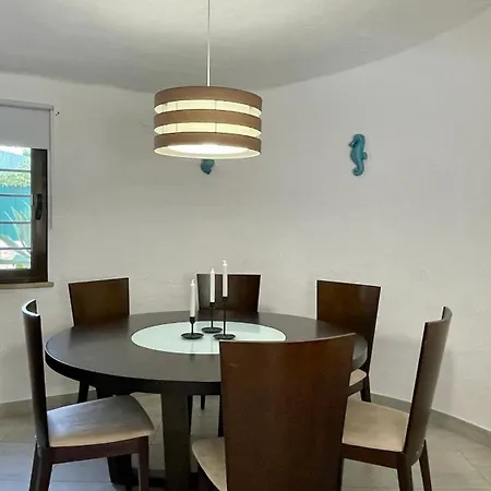 Golfinho By Check-in Portugal *