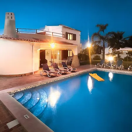 Golfinho - Private Pool - 10 Guests - *