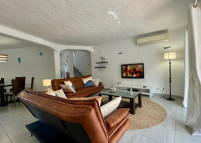 Golfinho By Check-in Portugal