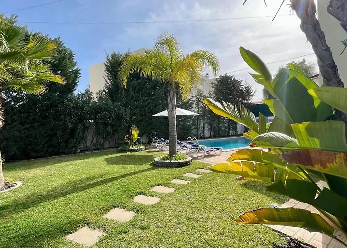 Golfinho By Check-in Portugal アルブフェイラ