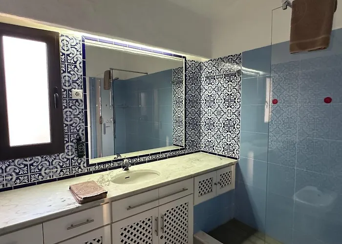 Golfinho By Check-in Portugal *